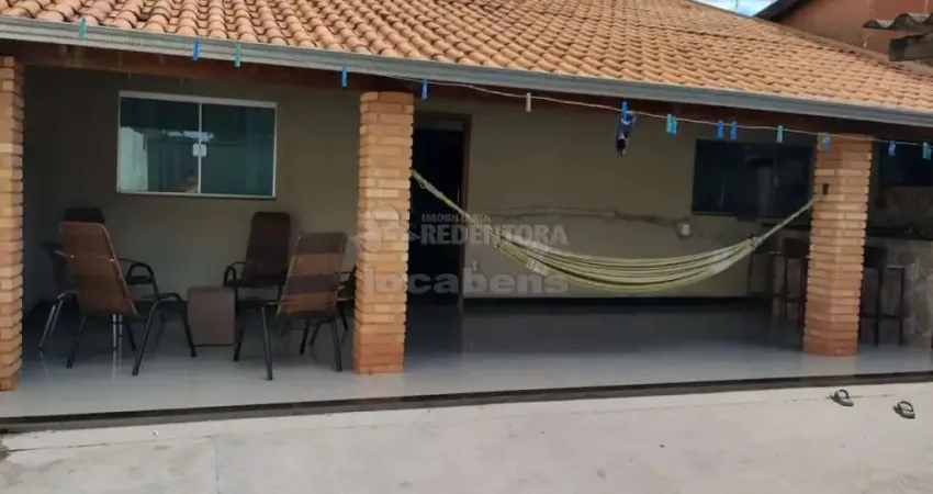 Ótima casa residencial para venda - 2 dormitórios / residencial alto das andorinhas