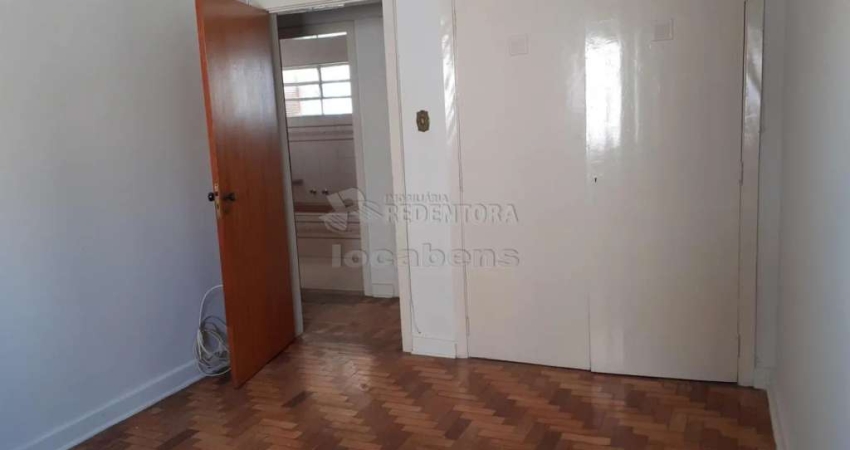 Centro - Apartamento com 3 dormitórios