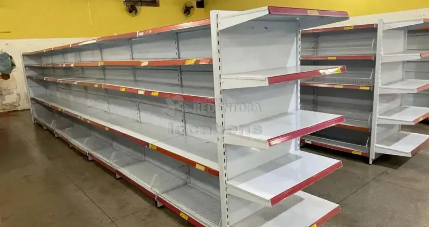 Barracão / Galpão / Depósito para alugar no Jardim Caparroz, São José do Rio Preto 