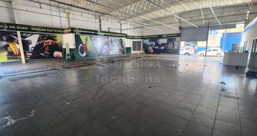 Salão Comercial com 02 salas e acessibilidade no Centro