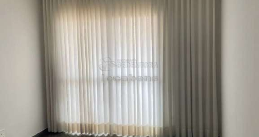 Apartamento localizado na Vila redentora com 1 dormitorio e 1 vaga de garagem.