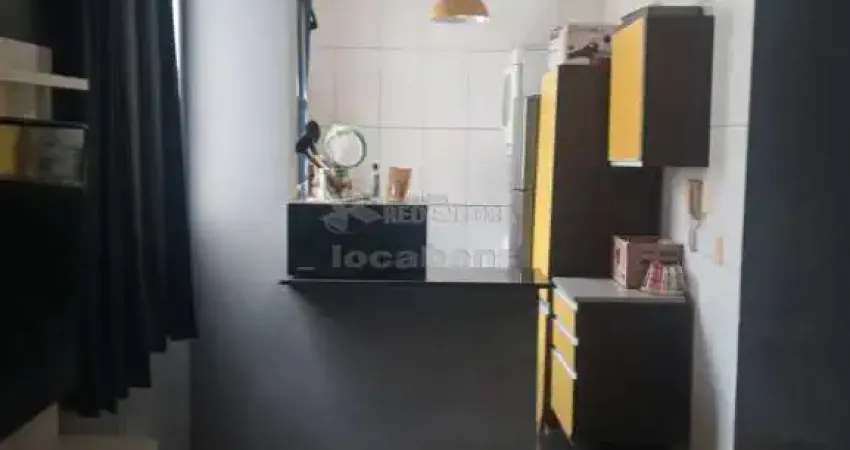 Rio Ebro Apartamento de 02 dormitórios, 01 vaga de garagem.