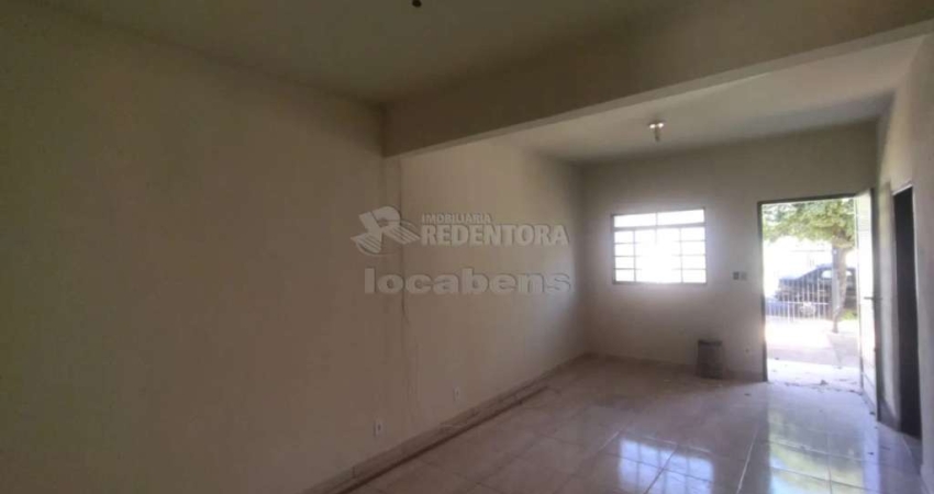 Jardim Soraia - Casa com 03 dormitórios e 01 vaga de garagem