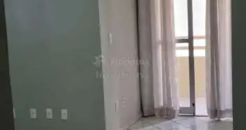 Edifício Bella Itália com 02 Dormitórios, 01 vaga de garagem.