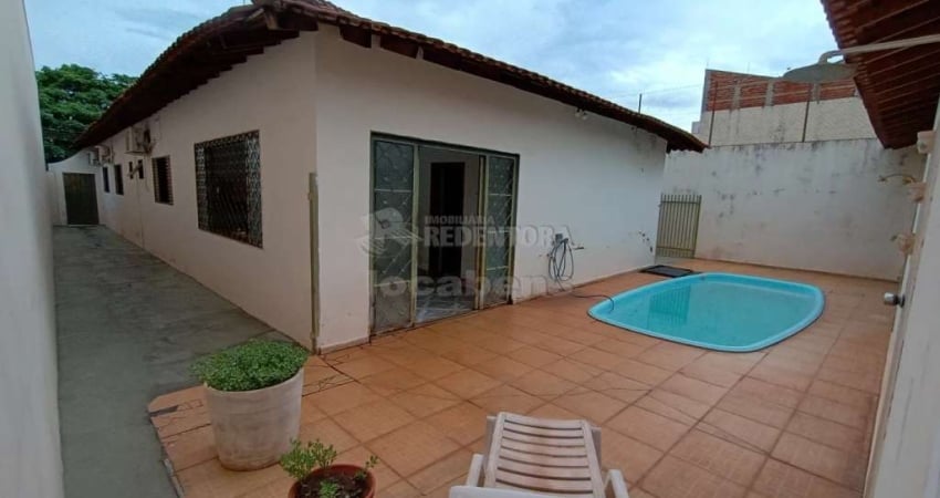 Venda de Casa Residencial ou Comercial - Votuporanga