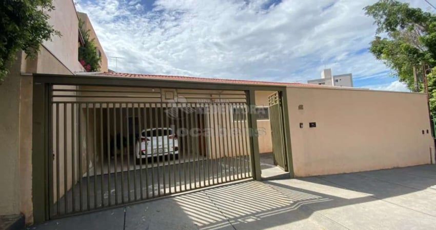 Excelente Casa Residencial para Venda - 3 Dormitórios / Jardim Maracanã
