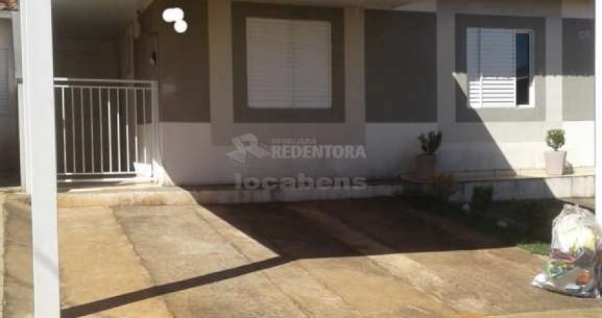 Parque Liberdade III Casa de 03 dormitórios, 02 vagas de garagem.