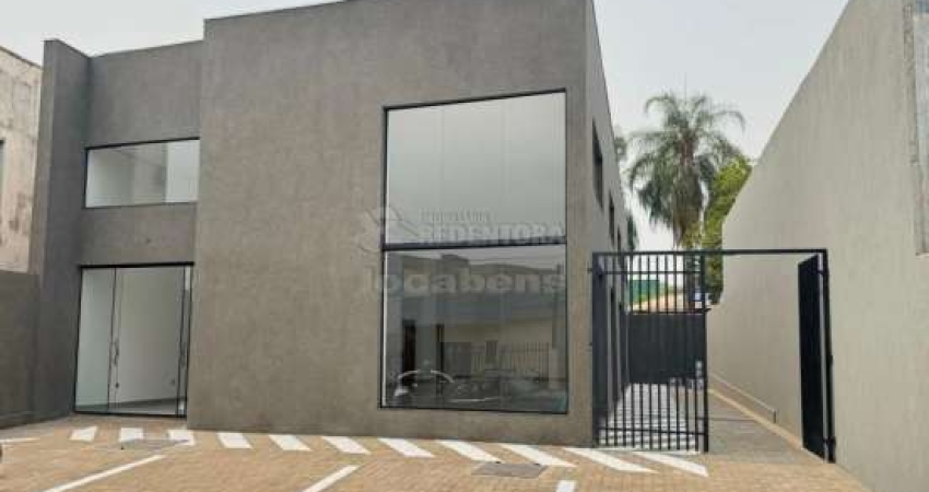 Salão Comercial com 230² - Vila Santa Cândida