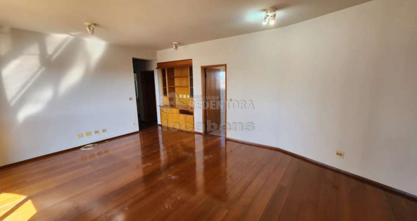 Apartamento com 3 quartos para alugar no Nova Redentora, São José do Rio Preto 