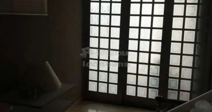 Jardim santa catarina casa com 03 dormitórios sendo 01 tipo apartamento.