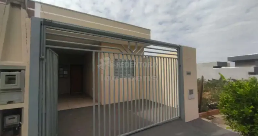 Residencial J. Macedo - Casa com 02 dormitórios e sala ampla 02 ambientes