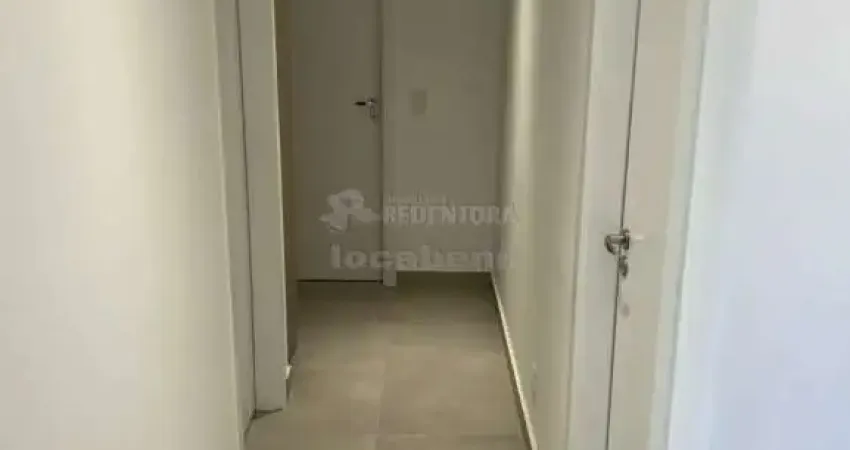 Apartamento localizado no Jardim Paulistano com 3 suites e sacada.