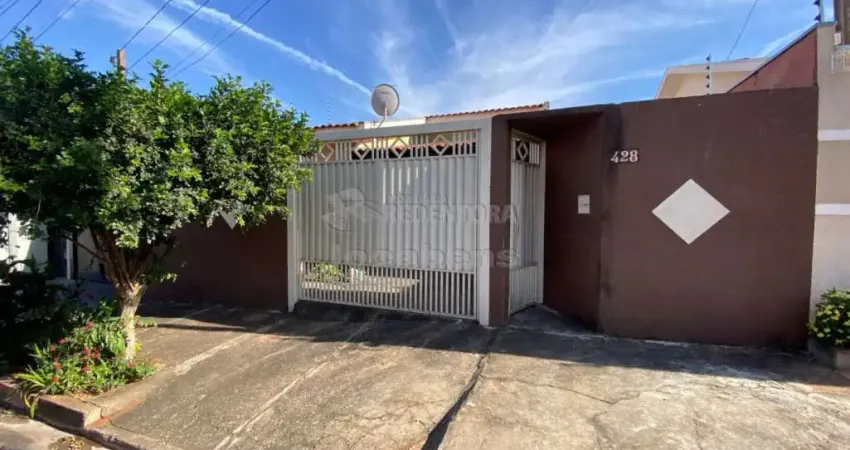 Ótima Casa Residencial para Locação - 2 Dormitórios / Parque das Aroeiras