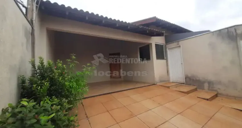 Casa com 03 dormitório, 02 vagas de garagem no bairro Parque São Miguel.