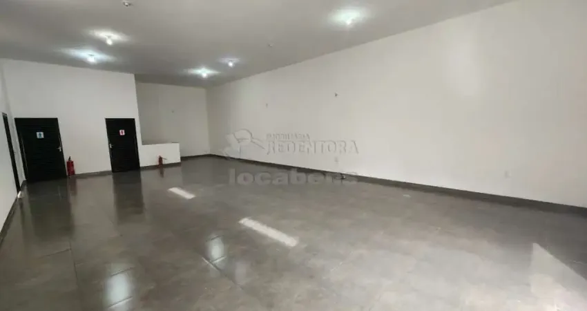 Salao comercial no bairro nato vetorazzo com acessibilidade.