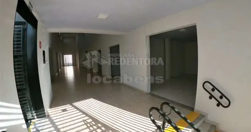 Vila maceno- imóvel comercial -tendo em torno de 1100m² de terreno com uma testada acima de 20 metros, área construída em torno de 800m².