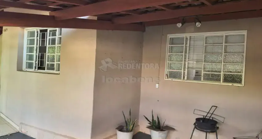 Parque estoril casa com 3 dormitórios sendo 1 tipo apartamento, 01 vaga de garagem.