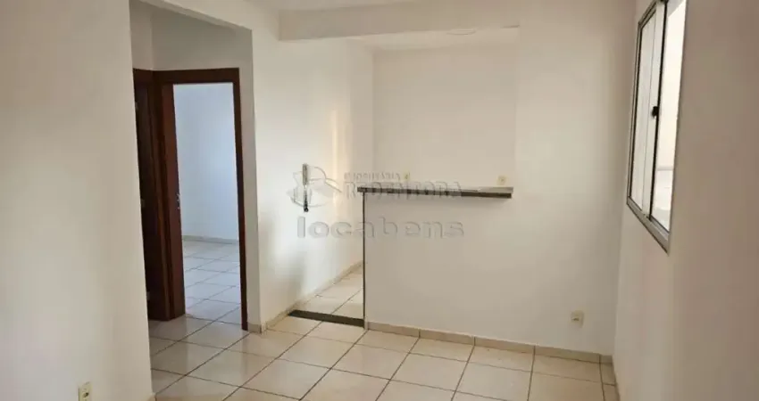 Apartamento com 2 dormitórios com ventiladores e 1 vaga de garagem