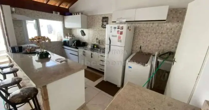 Excelente casa em condomínio para venda - 2 dormitórios / parque da liberdade