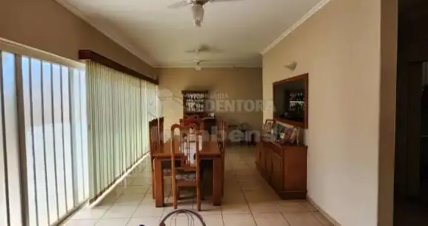 Vila anchieta - casa com 3 suites, térrea, lado sombra da quadra, boa para renda, já alugada