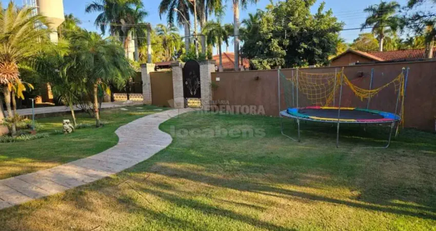 Casa em condomínio fechado com 4 quartos à venda na Zona Rural, Guapiaçu