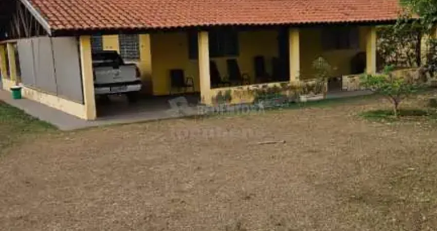 Estância são carlos guapiaçu, chácara com 03 dormitórios, área de lazer com piscina,