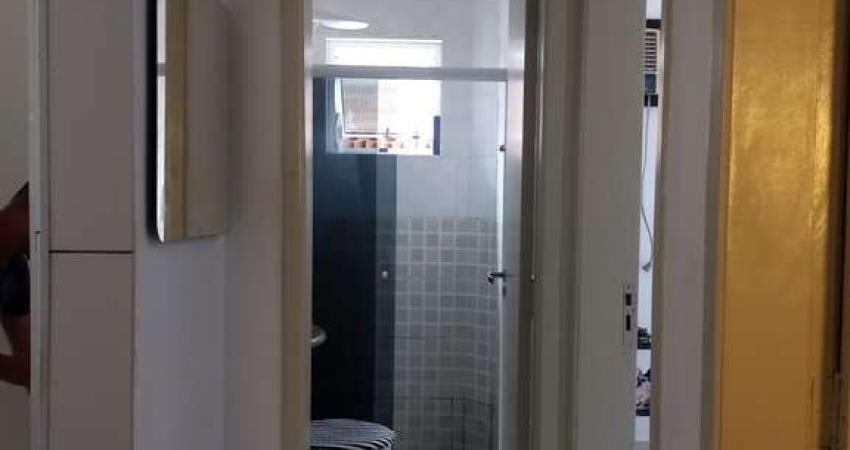 Casa em Condomínio no Parque São Vicente, 2 Dorms, R$ 240mil