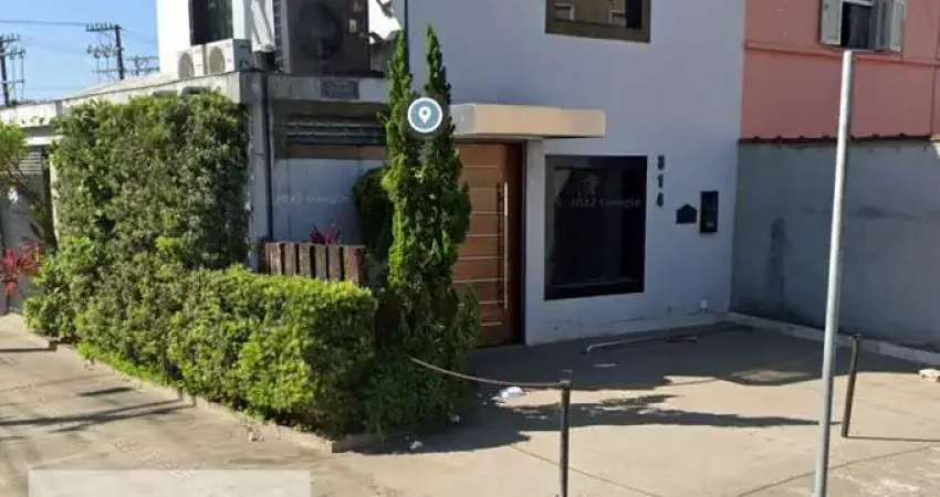 Sobrado Comercial para clinica medica   -  São Vicente