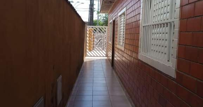 Casa em Parque São Vicente: 2 Quartos, 55m², R$ 220.000
