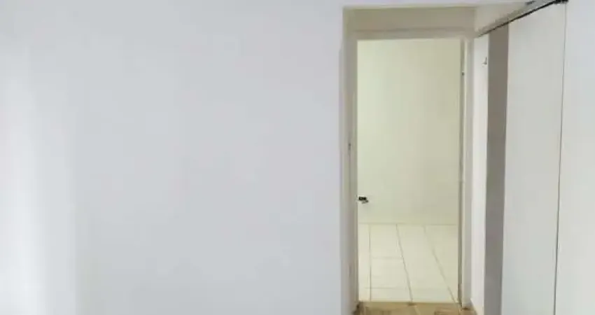 Sala Comercial no Centro de São Vicente - 45m², 1 Dorm, 1 Banheiro