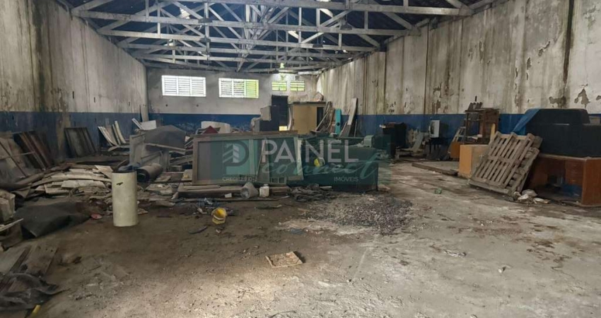 Galpão em Vila Mathias - Santos: 650m² para Locação R$8000