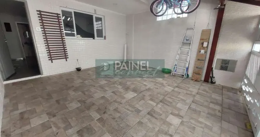 Casa à Venda em Campo Grande, Santos: 3 Dorms, 120m², R$860mil