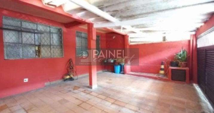 Casa à venda em Vila Matias, Santos: 291m², 6 dormitórios, 3 suítes, 5 banheiros. Oportunidade por R$1.100.000!