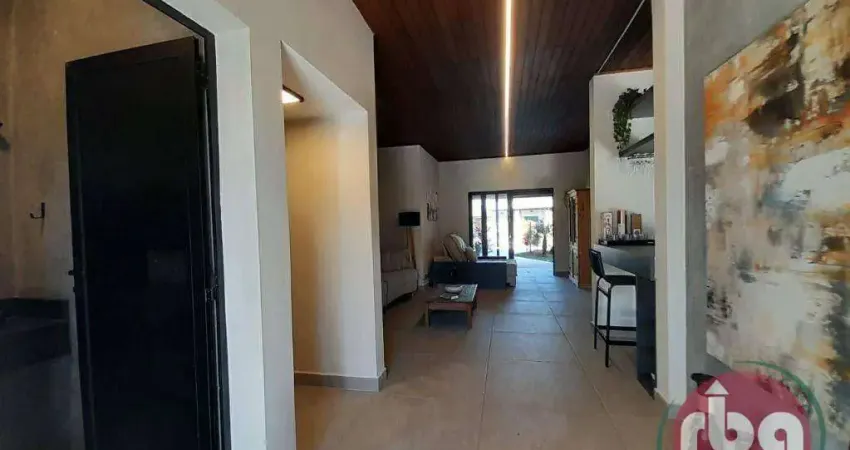 Casa Mobiliada à venda no Condomínio Village Castelo em Itu