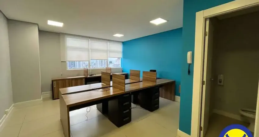 Sala comercial para alugar na Rua Rua General Liberato Bittencourt, Estreito, Florianópolis
