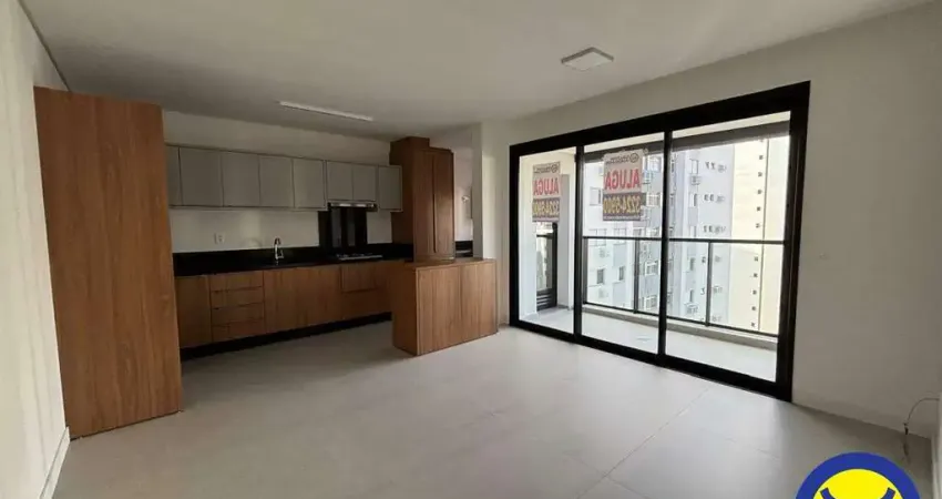 Apartamento para locação no bairro centro, em florianópolis – 3 quartos, 2 banheiros.