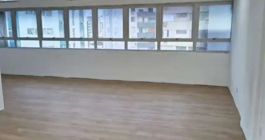 Sala comercial para alugar na Avenida Av.Pref.Osmar Cunha, Centro, Florianópolis