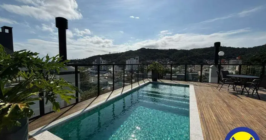 Apartamento Mobiliado com 01 dormitório no bairro Saco dos Limões