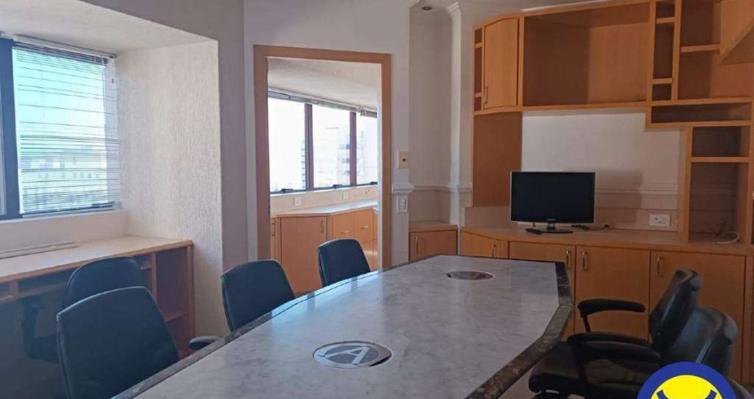 Sala comercial para alugar na Rua Dom Jaime Câmara, Centro, Florianópolis