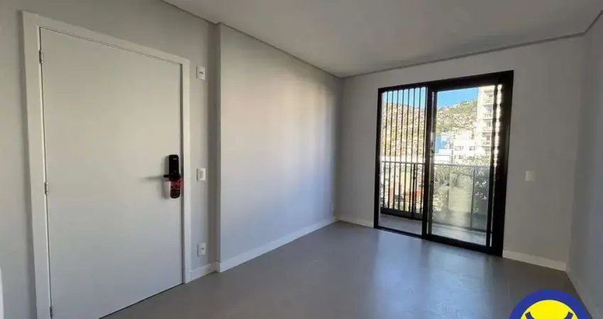 Apartamento com 2 quartos para alugar na Avenida Hercílio Luz, Centro, Florianópolis