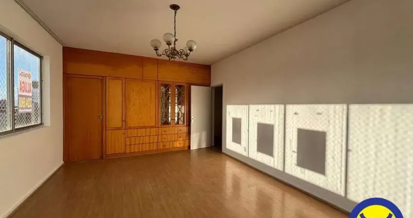 Apartamento com 3 quartos para alugar na Rua Esteves Júnior, Centro, Florianópolis