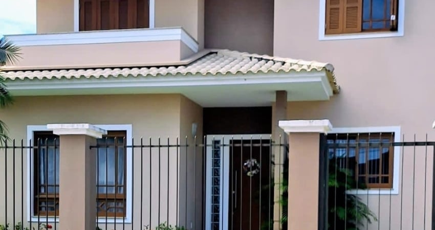 Casa 4 dormitórios, Ingleses, Florianópolis/ SC! Escritura pública