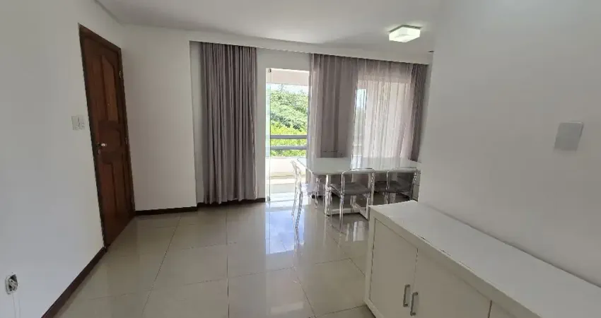 Apartamento Amplo à Venda no Imbuí - 123 m2 - 3/4 - 1 suíte - Varanda - Porcelanato - 2 vagas