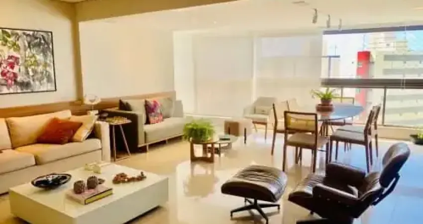 Belíssimo apartamento em armação | vista mar | 147 m² | 4/4 | 3 suítes | sala ampla | nascente |