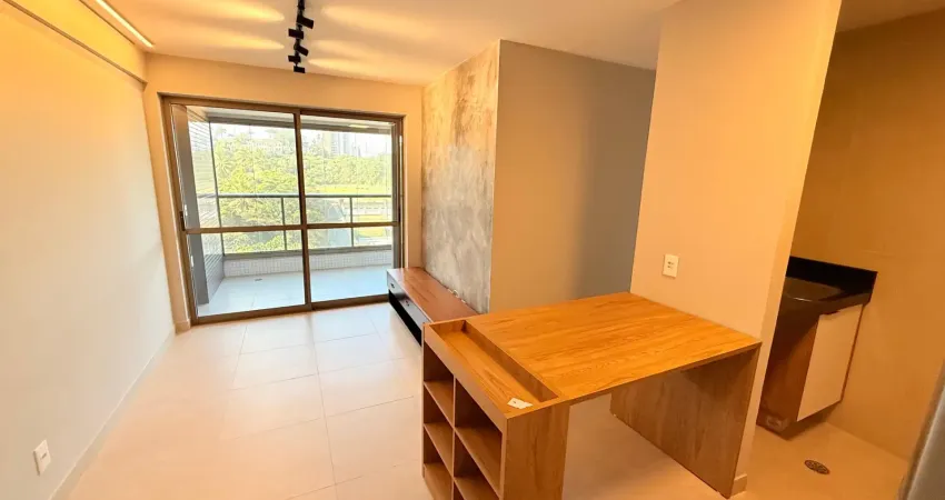 Ondina | beach class salvador | 2/4 | 1 suíte | 67 m² | varanda | armários | vista avenida | 1 vaga | acesso à praia