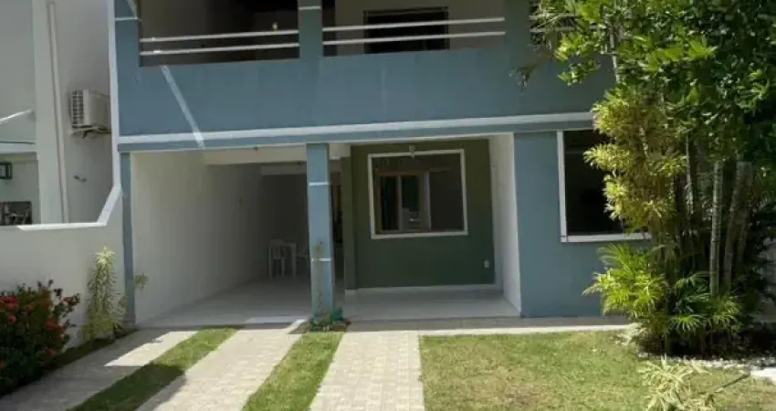 Casa em condomínio clube - stella maris | 350 m² | 4/4 | 01 suíte | dependência | varandas | 4 vagas