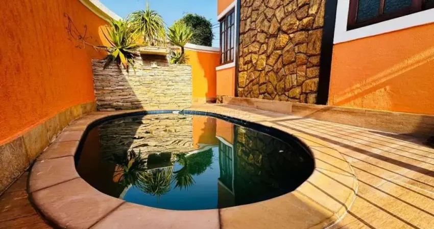 Casa em condomínio fechado com 4 quartos à venda na Rua Célio Fernandes dos Santos Silva, Vargem Pequena, Rio de Janeiro