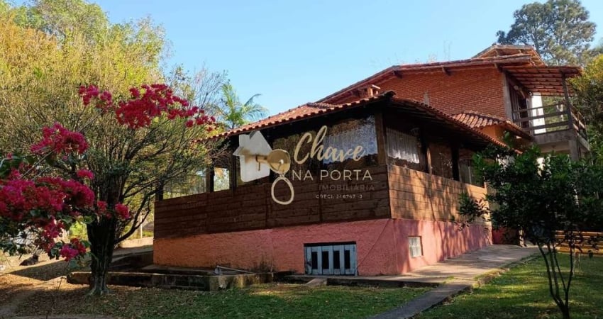 Chácara / sítio com 2 quartos à venda na Rua Plínio Schimidt, Jardim Valflor, Embu-Guaçu