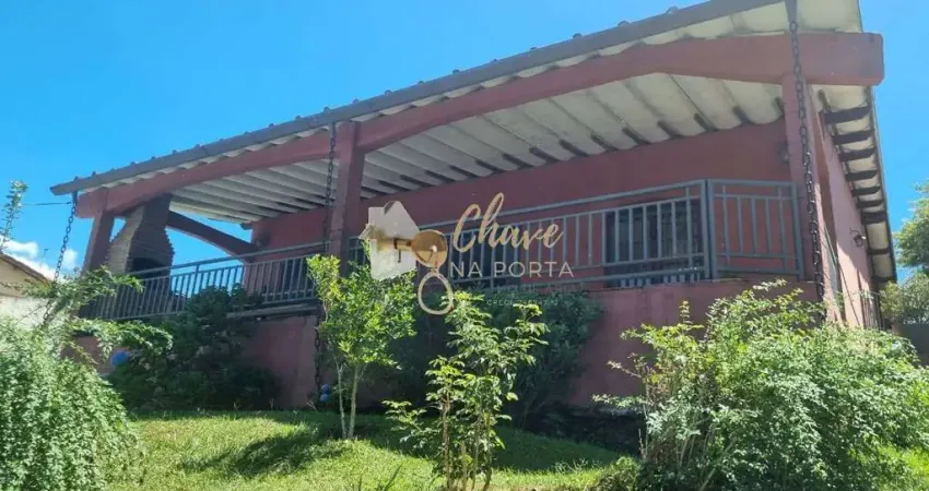 Casa ampla à venda no Alto da Riviera com 3 Dormitórios