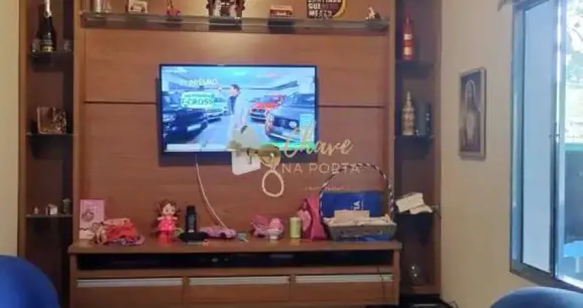 Conjunto de imóveis e salão comercial à venda no Embu das Artes